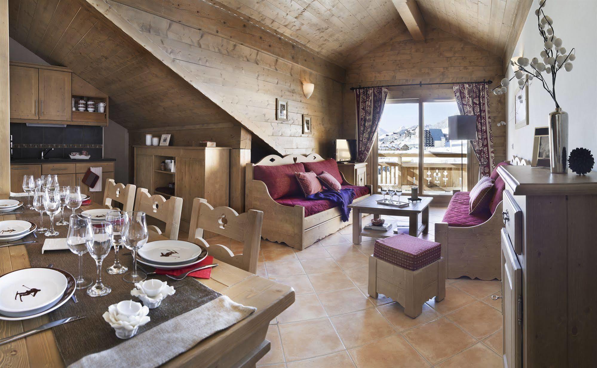 Cgh Residences & Spas Le Chalet Des Dolines Montgenèvre Exterior foto